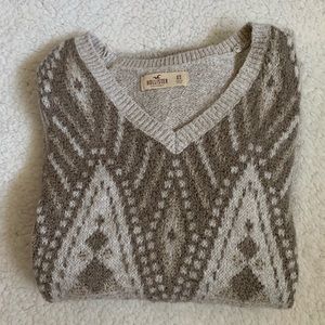 Hollister sweater